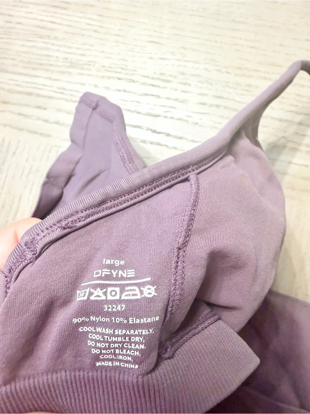 Lavender Seamless Sports Bra & Shorts Set - DRYNE - Picture 5 of 8
